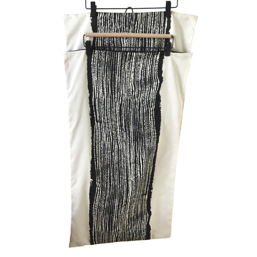 Echo Pair of King Pillow Abstract Stripes 100% Cotton Shams